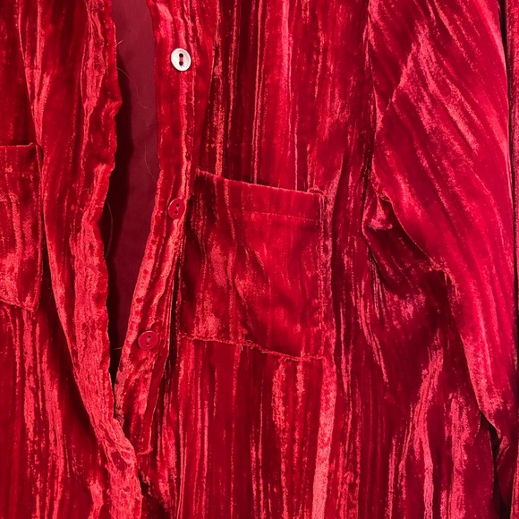 REBA button up - Picture 2 of 3